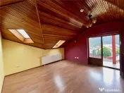 Vila de 6 camere , zona Bunloc 