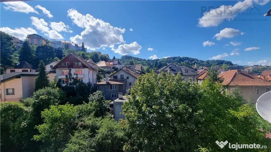 Apartament de trei camere zona Centrul Istoric