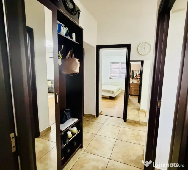 Apartament 2 camere Str Tineretului zona liniștită mobilat