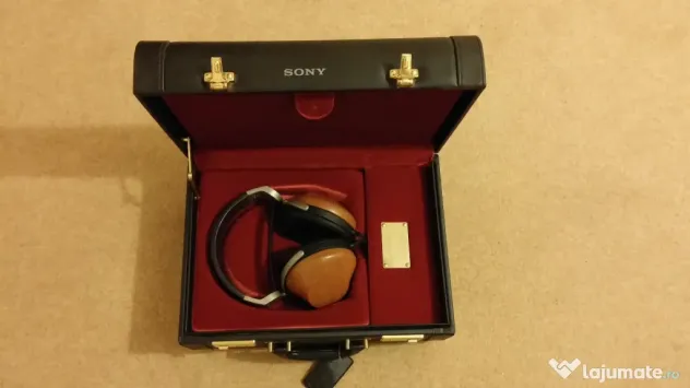 Sony Mdr R10 Headphones