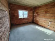 CASA INDIVIDUALA - ZONA BUNA - COMPARTIMENTARE EXCELENTA