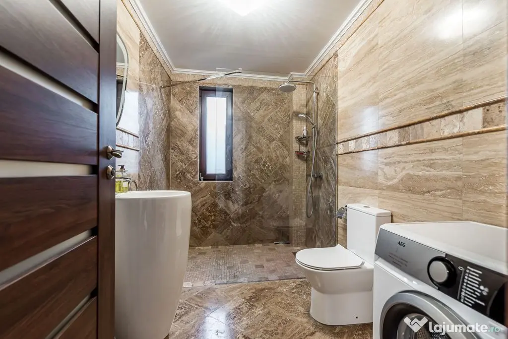 Rezervat Casa la cheie de vanzare in cartierul Europa, Vl...