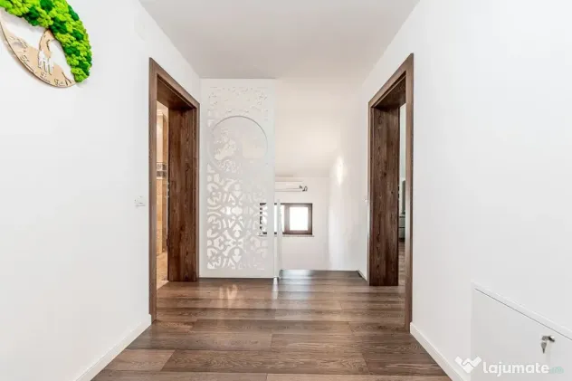 Rezervat Casa la cheie de vanzare in cartierul Europa, Vl...