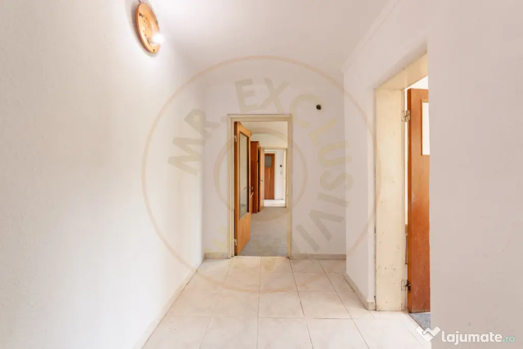 Apartament 3 camere Gavana-Paltinului, langa scoala nr.15