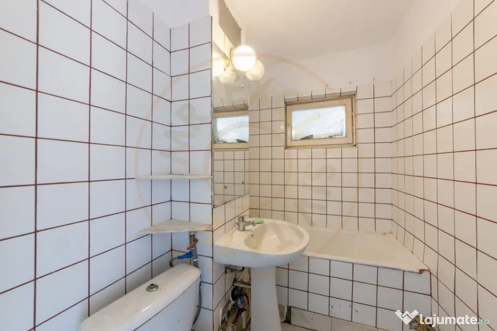 Apartament 3 camere Gavana-Paltinului, langa scoala nr.15