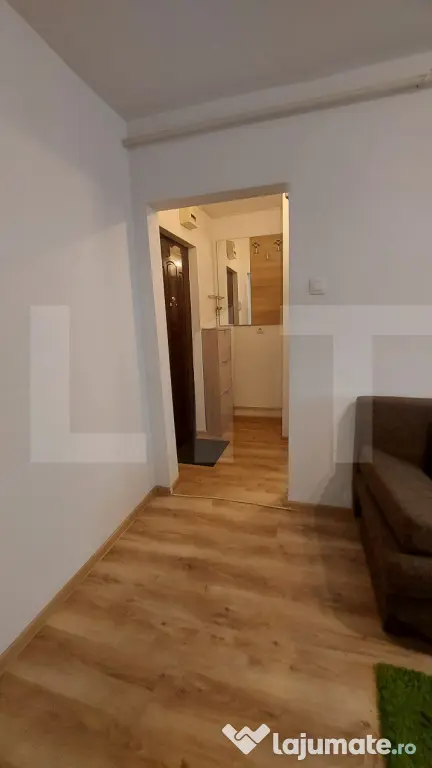 Garsonieră cu balcon, etaj 1, 21 mp, zona Semicentrala