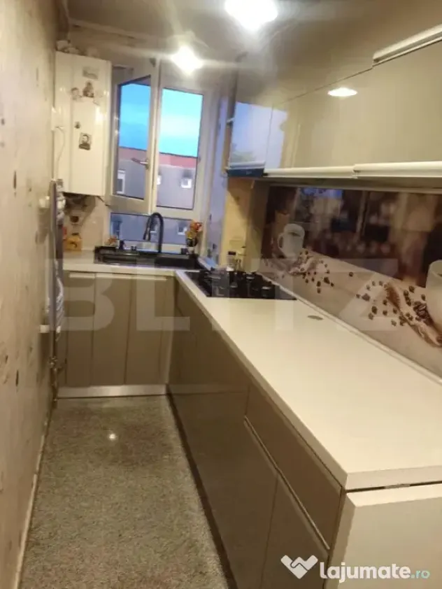 Apartament semidecomandat de vânzare – Cartierul Florilor