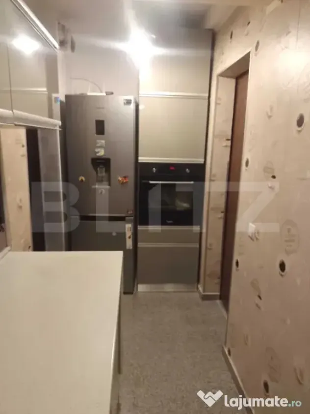 Apartament semidecomandat de vânzare – Cartierul Florilor