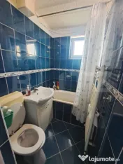 Apartament semidecomandat de vânzare – Cartierul Florilor 