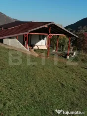 Casa cu teren de 2330 mp, anexa de 15 mp, zona Muntele Rece 