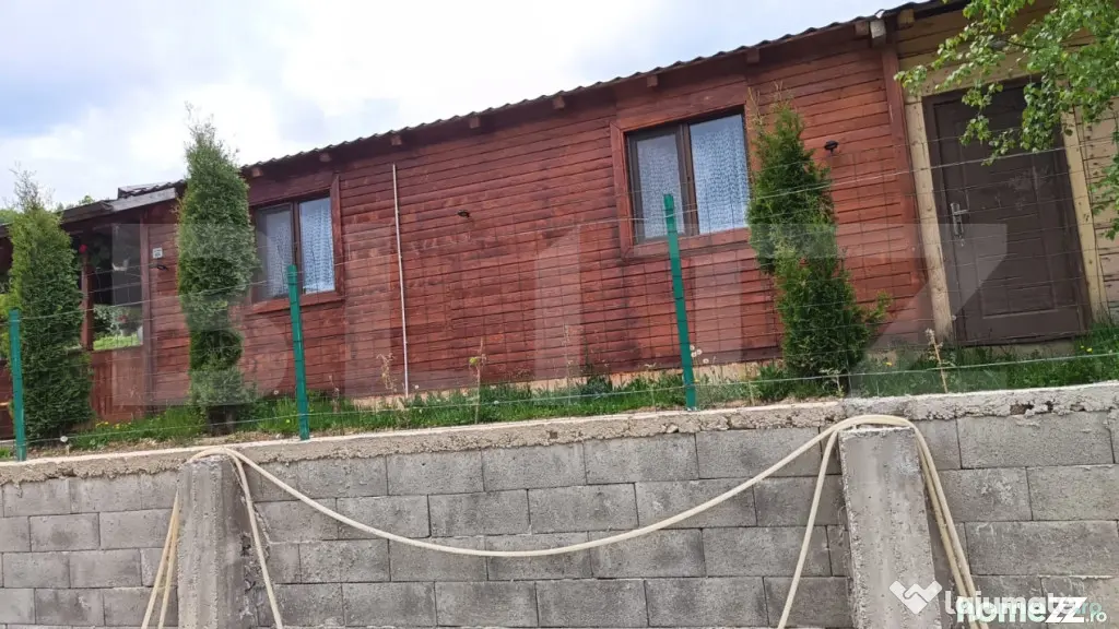 Casa cu teren de 2330 mp, anexa de 15 mp, zona Muntele Rece - Marisel (Cluj)