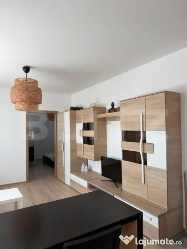 Apartament spatios, 2 camere, 50mp, parcare inclusa, balcon