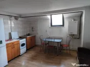 Garsoniera decomandata, 34 mp utili, zona biserica Madona Du 