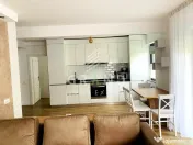ACASĂ LA MARGINEA PĂDURII | 3 Camere | BALCON | Donath Par 
