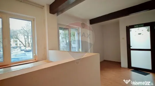 Apartament 4 camere de închiriat | Aviatiei | Ideal birou
