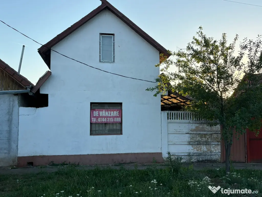 Casă curte grădină Calugareni 10 km de orașul Arad