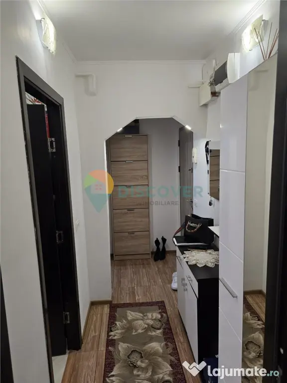 12.06.2026 Apartament 3 camere, Metalurgie, etaj 3, renovat,