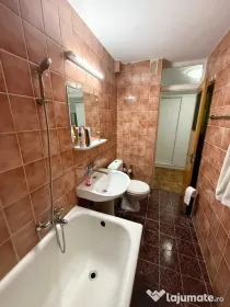 Muncii orzari etaj 5