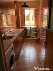 Muncii orzari etaj 5 