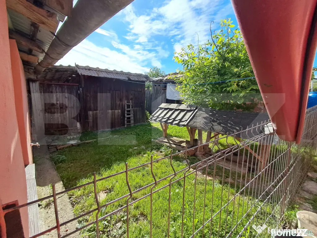 Casă de vânzare în Nazna, Sâncraiu de Mureș | 546 mp te - Nazna (Mures)