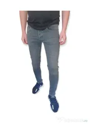 Blugi Bărbați Skinny Fit – Diverse Modele, Culori și Mărimi | Noi