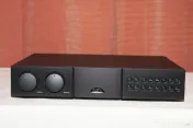 Naim NAC 252 preamplifier 