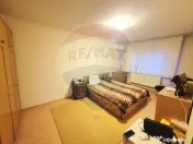 Apartament de vanzare decomandat metrou Crangasi 