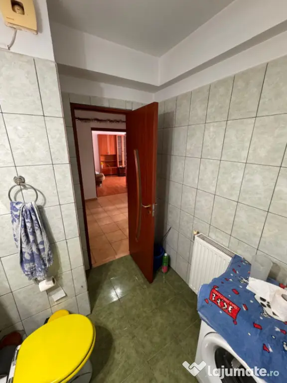Apartament 3 Camere, 68 mp, Craiovita Noua, Promenada