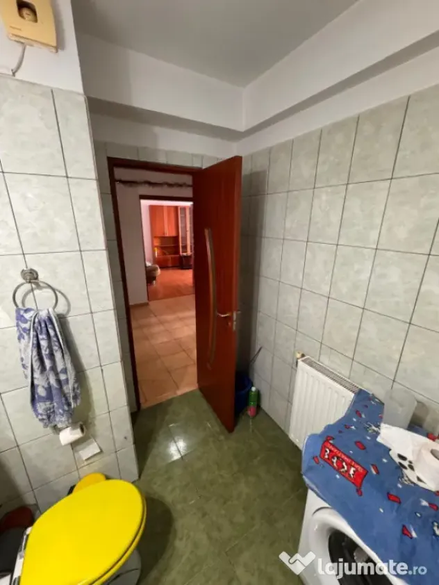 Apartament 3 Camere, 68 mp, Craiovita Noua, Promenada