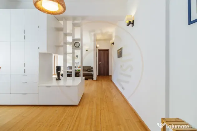3 camere spatioase în zona Jiului – Piata Presei Libere,