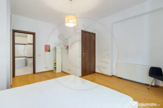3 camere spatioase în zona Jiului – Piata Presei Libere,
