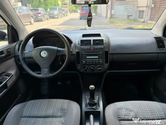 Volkswagen Polo Facelift 1 4 TDI 80CP 2009 Euro 4 AC Cauciucuri Noi M+S