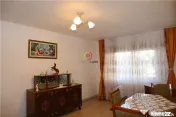 Luminos si spatios! Apartament 3 camere, decomandat, in Sace