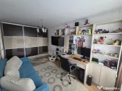 Apartament decomandat, balcon inchis, parcare inclusa in pre 