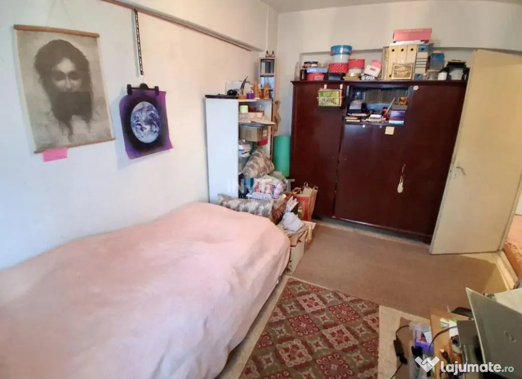 Apartament de vanzare 3 camere, 79 mp, etaj 1, zona Canta, I