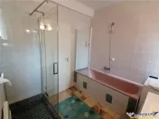 Proprietate deosebita, pe 4 camere, 140 mp, curte amenajata, 