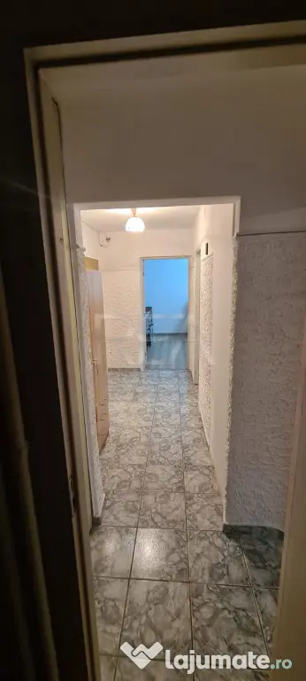 Doua camere-decomandat-Etaj 6/8-Bloc Anvelopat-Dumbrava noua