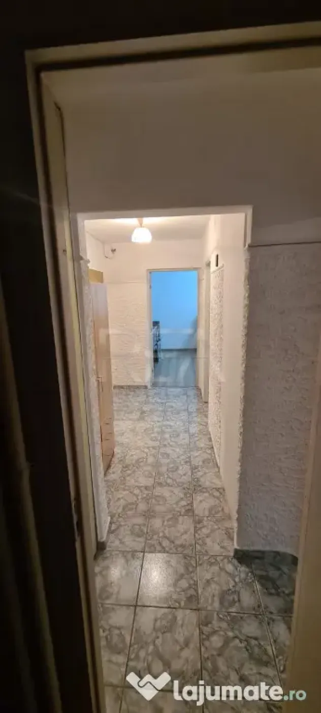 Doua camere-decomandat-Etaj 6/8-Bloc Anvelopat-Dumbrava noua