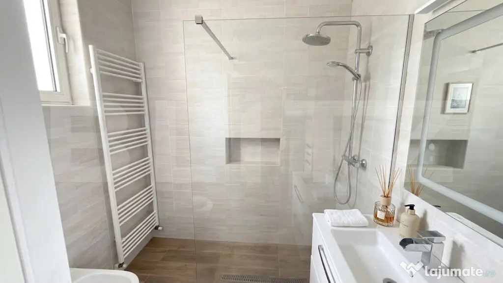 Casă 300 mp – teren 760 mp, zona stadion Olimpia