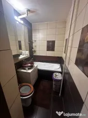 Apartament cu 3 cam - Str Resita 