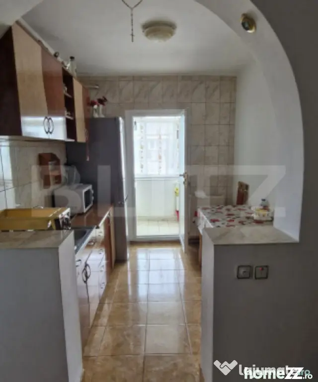 Apartament de vânzare, 60 mp, zonă Centrală - Găești