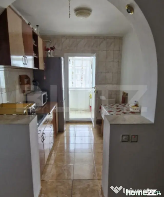 Apartament de vânzare, 60 mp, zonă Centrală - Găești
