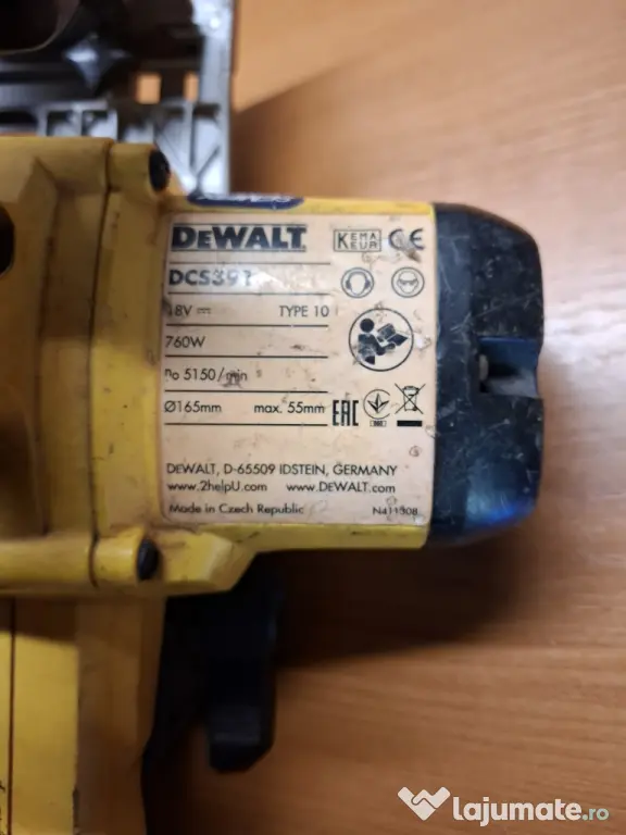 Vand set DeWALT cu 2 baterii