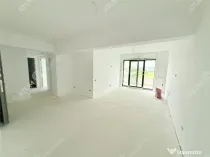 Apartament cu 3 camere si balcon in zona Calea Surii Mici di