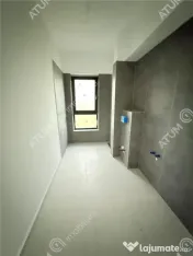 Apartament cu 3 camere si balcon in zona Calea Surii Mici di 