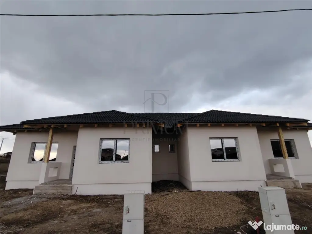 Duplex separat - Mosnita Noua- Teren 380mp - in apropiere