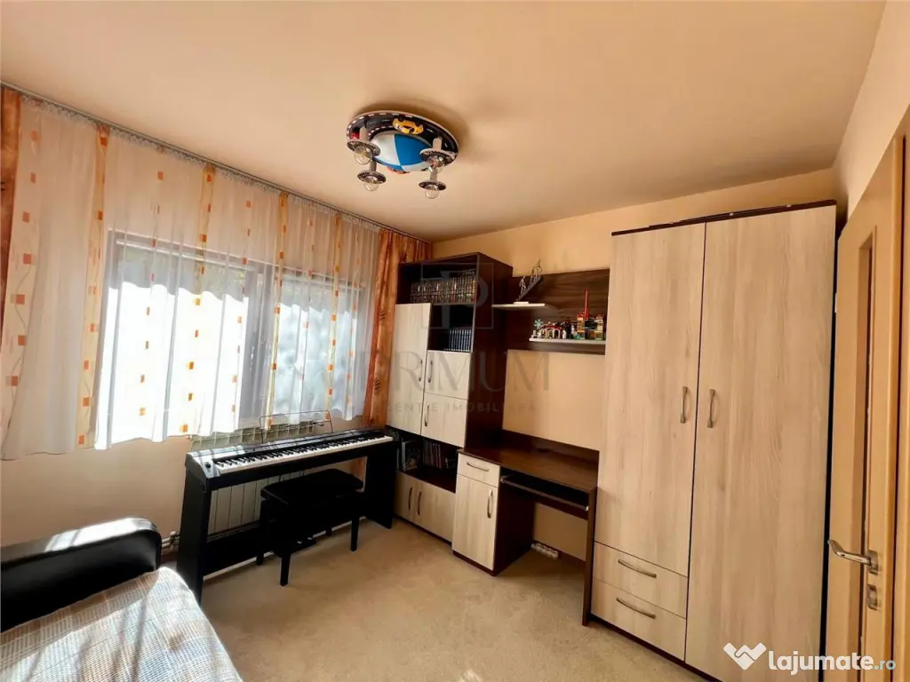SPITALUL JUDETEAN - PARTER - BLOC IZOLAT - 3 CAMERE - BALCON