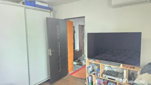 Vand apartament 2 camere decomandat in Deva, 22 Decembrie, mobilat