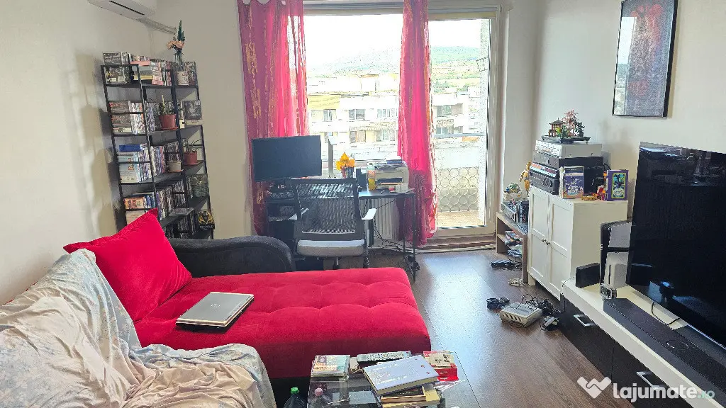 Vand apartament 2 camere decomandat in Deva, 22 Decembrie, mobilat