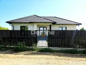 Casă de vânzare 80 mp | 3 camere | Zona Vișan | Loc parca 